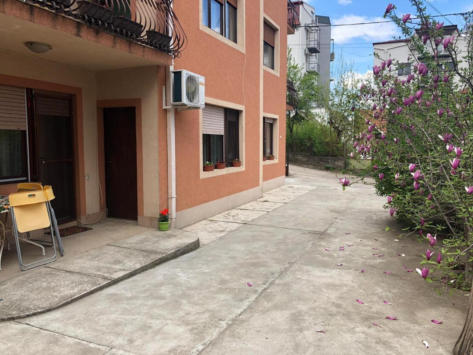 Nela Apartmani Ni Exterior foto