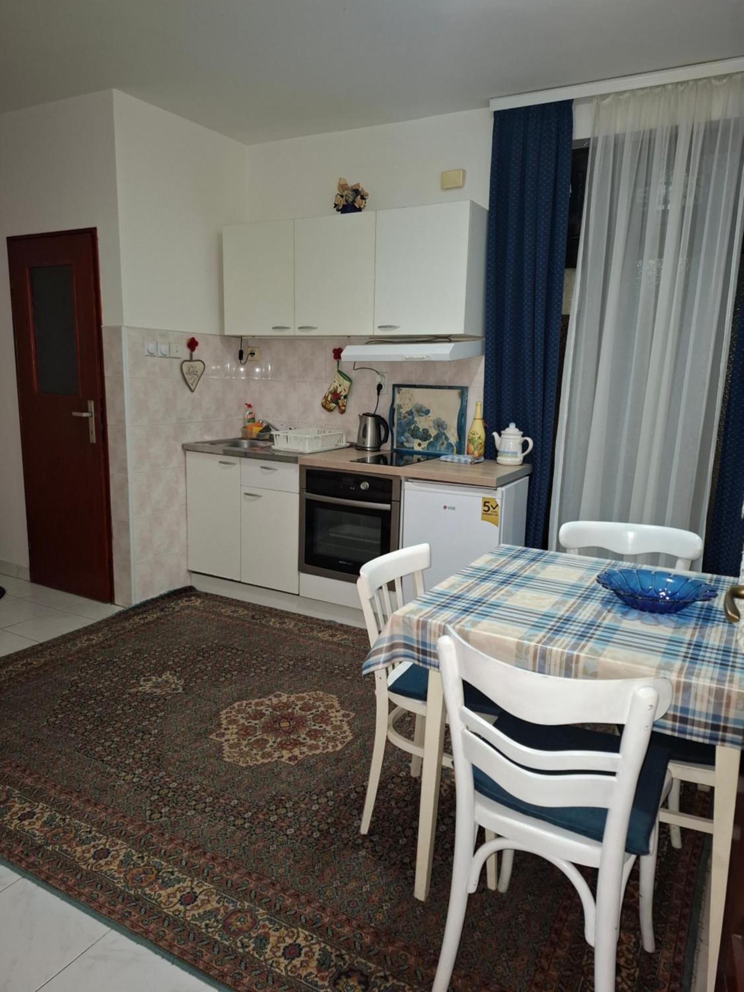 Nela Apartmani Ni Exterior foto